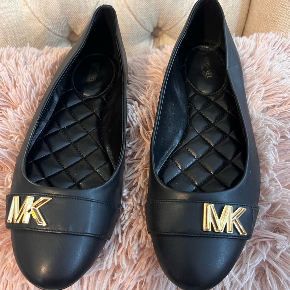 Michael kors flats